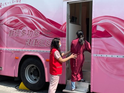 中市府攜手在地醫院前進偏鄉  今年首場免費健檢梨山登場