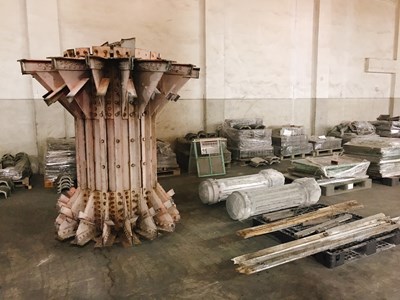 天外天劇場圓頂軸心、樓梯柱和門窗構件