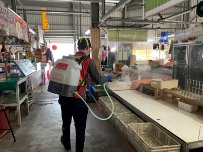 環保局執行北屯區東山黃昏市場環境消毒作業1