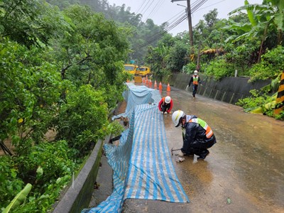 大坑邊坡崩塌緊急搶通  中市建設局呼籲減少車行山區