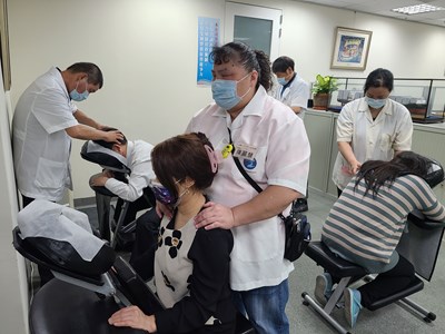 舒壓按摩還能抽大獎 中市優良視障按摩消費滿額抽8月16日開跑