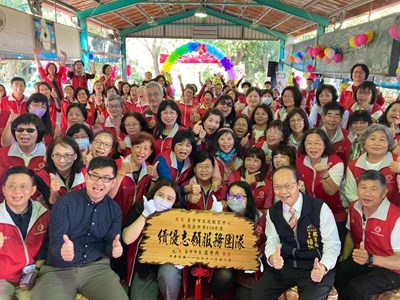中市家庭教育中心志工表揚  教育局長感謝辛勞付出