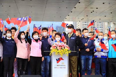 111年元旦升旗 盧市長：宜居台中 幸福升級！