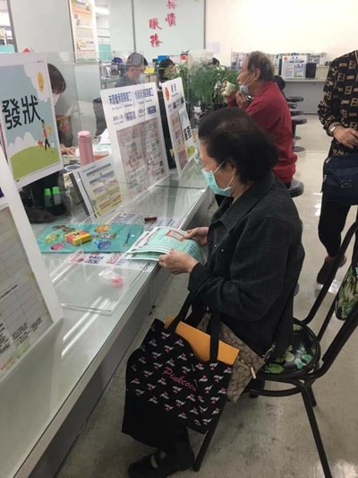 中市貼心便民服務 假日換狀不打烊