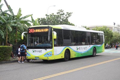 中市公車評鑑出爐  首創邀視障者任秘密客