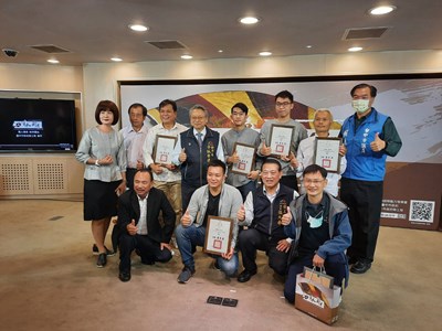 110年度職人傳承新秀頒獎典禮藝術砌築職類大合照（資料照片）