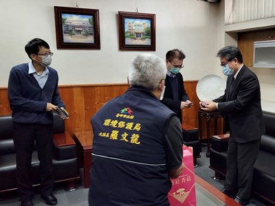 展現打擊環保犯罪決心！中市環保局長拜會地檢署　