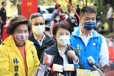 盧市長出席霧峰區北坑二號橋改建工程開工祈福典禮受訪畫面