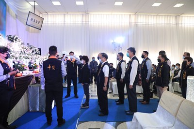 興中街火災罹難者聯合公祭  盧市長到場弔唁