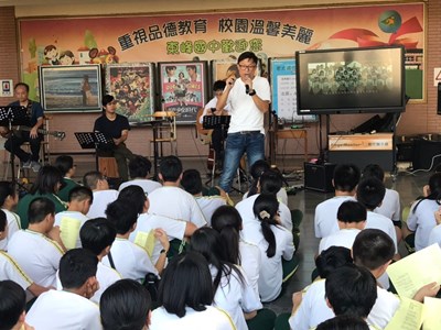 1-東峰國中-閱讀活動-老大陪你聊電影