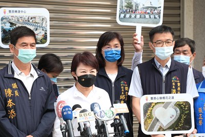 中市快打站首開30歲以上市民接種  盧市長視察籲踴躍施打