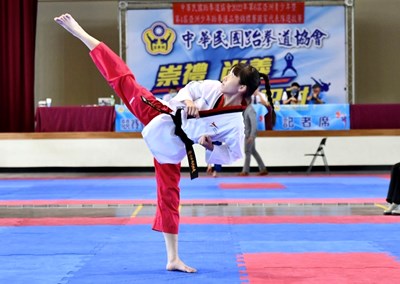 東勢樂活館辦理2022亞洲青少年暨少年跆拳道品勢錦標賽
