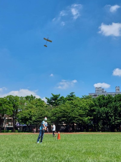 全市國中小合計197隊、約300名學生同場競技