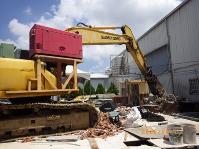 西屯區龍善街一處農地違建   中市都發局依法強拆並開罰