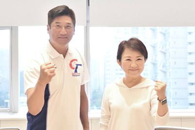 台灣大賽開戰  盧市長與辜仲諒董事長合體 預祝中信兄弟蟬聯總冠軍