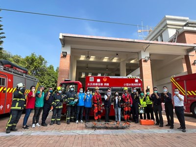 水氏慈善協會捐贈小型水箱消防車及救災器材 中市消防局感謝善行義舉