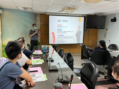 台中市政府勞工局推動企業徵才說明會,透過多元徵才模式,提升就業媒合率
