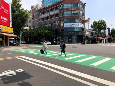 綠斑馬