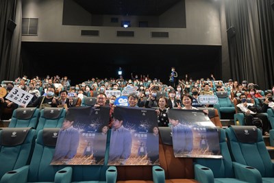 新聞局長鄭照新、導演賴國安、監製鄧文娟與影視發展基金會副執行長周厚君(從左至右)