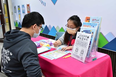 青年專區專人宣導獎勵青年就業金