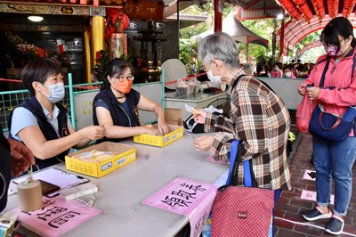 台中首推「物調券」首日發送順利