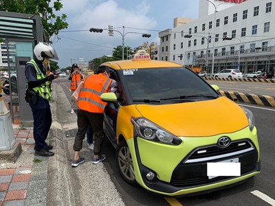 市府針對計程車持續辦理稽查取締  呼籲計程車務必依規跳表收費