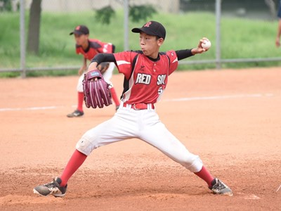 全國社區學生棒球大賽臺中熱戰 冠軍賽決勝國際壘球運動園區