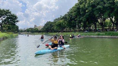 享受臺中運動生活！ SUP立槳豐原葫蘆墩公園登場