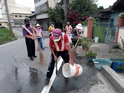 預防登革熱  中市環保局邀民一起當「滅孓師太」