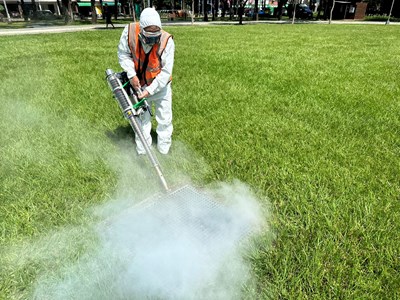 公園綠地病媒蚊孳清不懈怠 守護市民健康防堵登革熱疫情